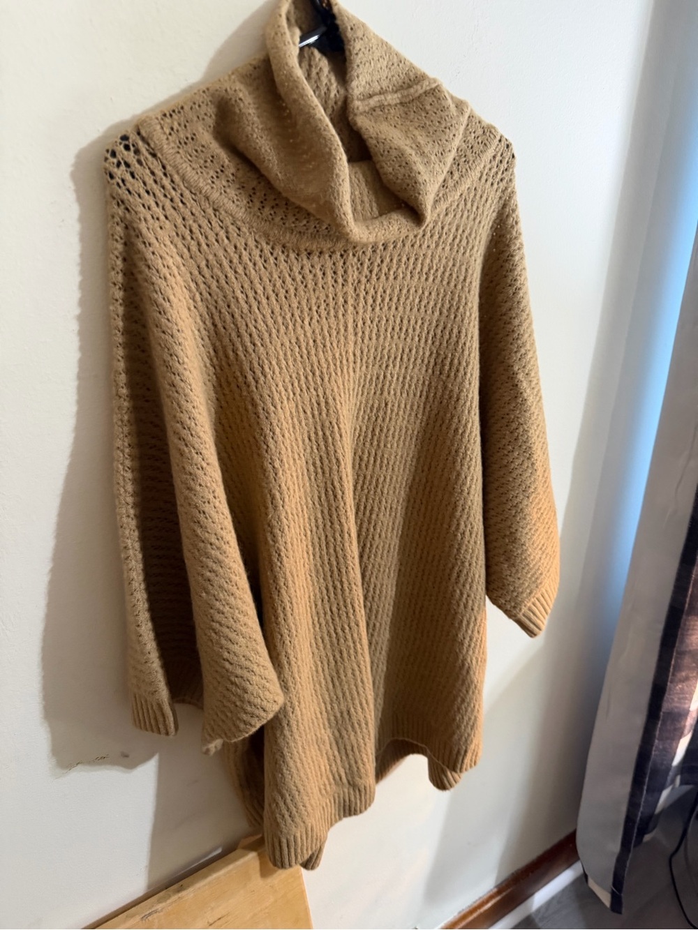 ANDREE BY UNIT Size 1x Camel Open-Weave Cowl Neck Sweater Poncho